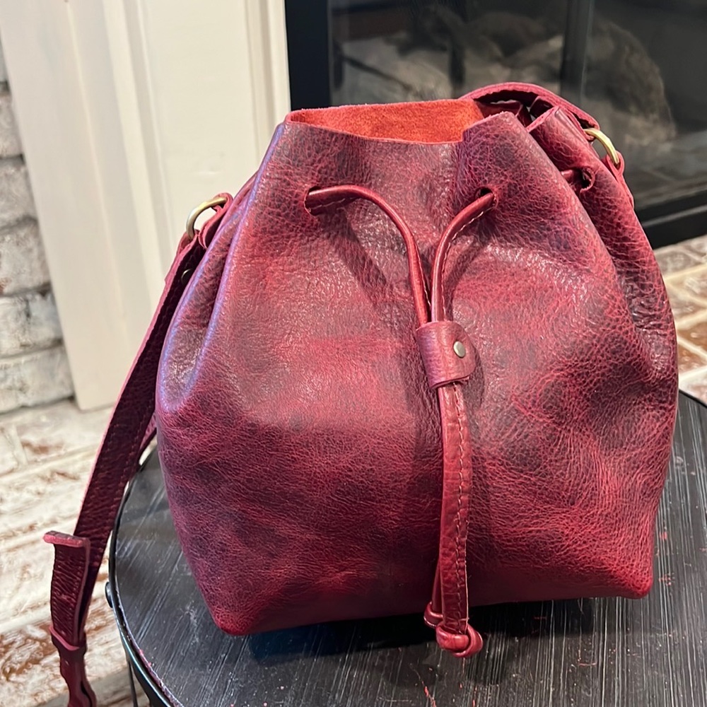 Portland leather crossbody cinched bag